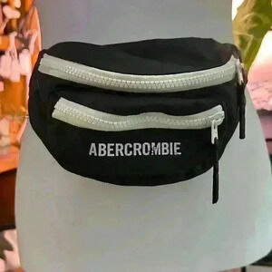 ABERCROMBIE & FITCH l Vintage black and white fanny pack